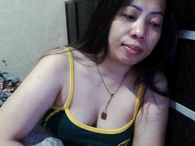 Cassiee webcam