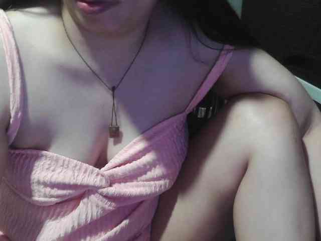 Kazzandra webcam