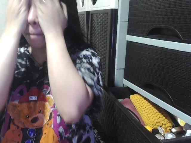 Kazzandra webcam