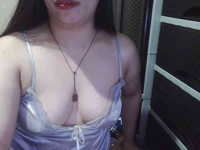 Cassiee webcam