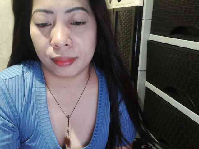 Cassiee webcam