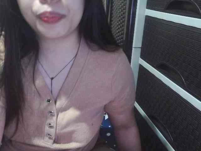 Cassiee webcam