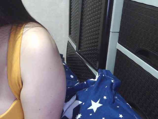 Cassiee webcam