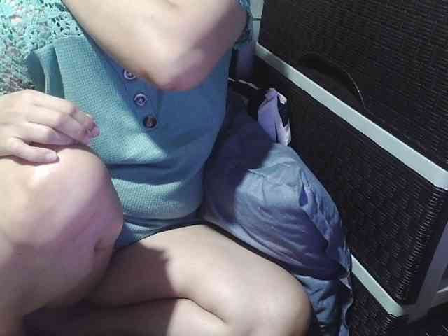Cassiee webcam
