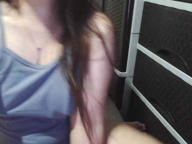 Cassiee webcam