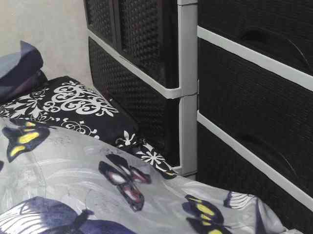 Kazzandra webcam