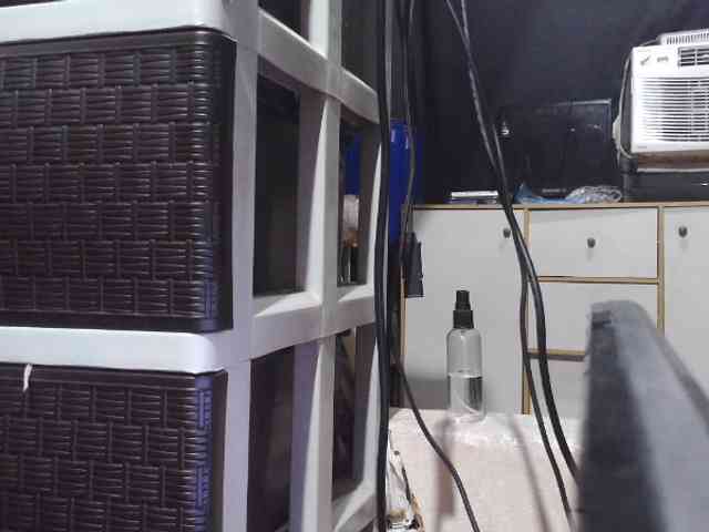 Cassiee webcam