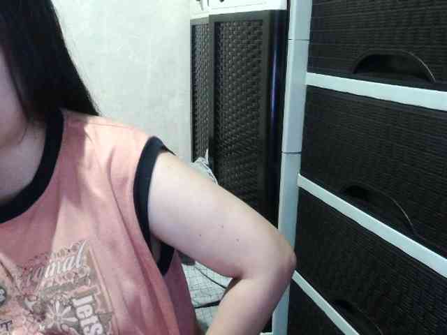 Cassiee webcam