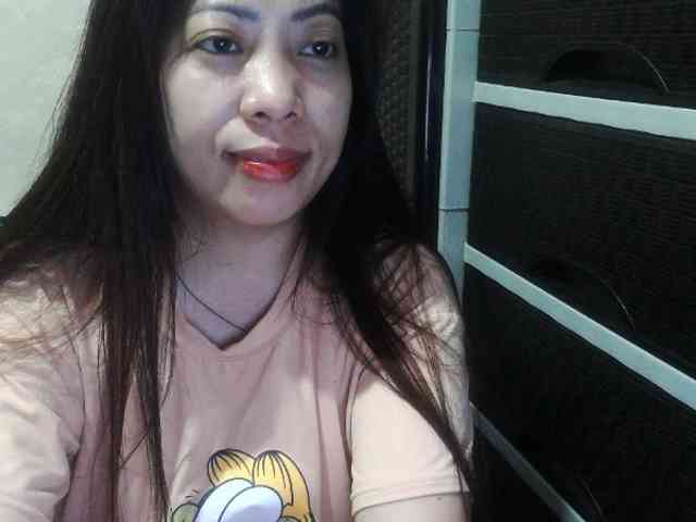 Cassiee webcam