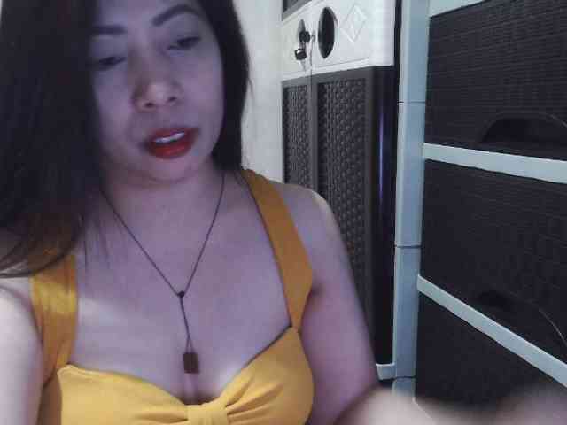 Cassiee webcam