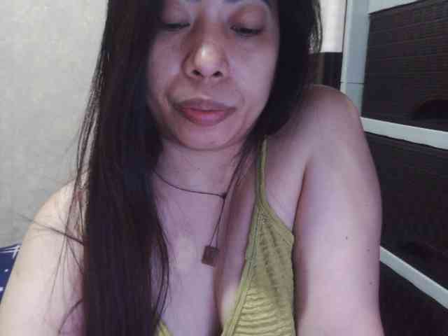Cassiee webcam