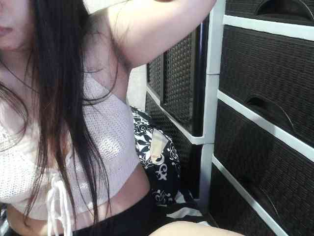 Cassiee webcam