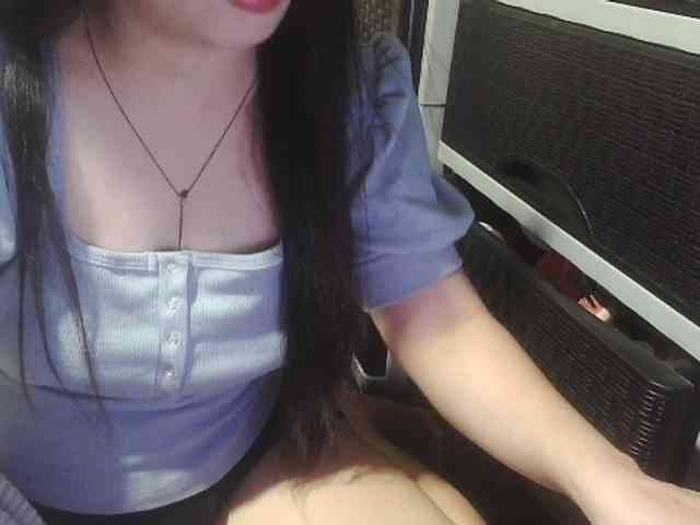 Cassiee webcam
