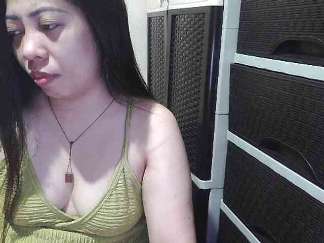 Cassiee webcam