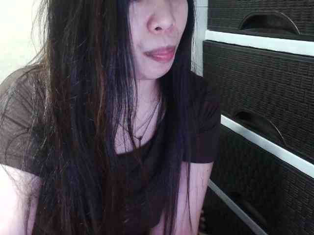 Cassiee webcam