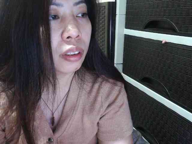 Cassiee webcam