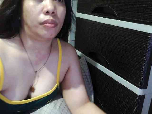 Cassiee webcam
