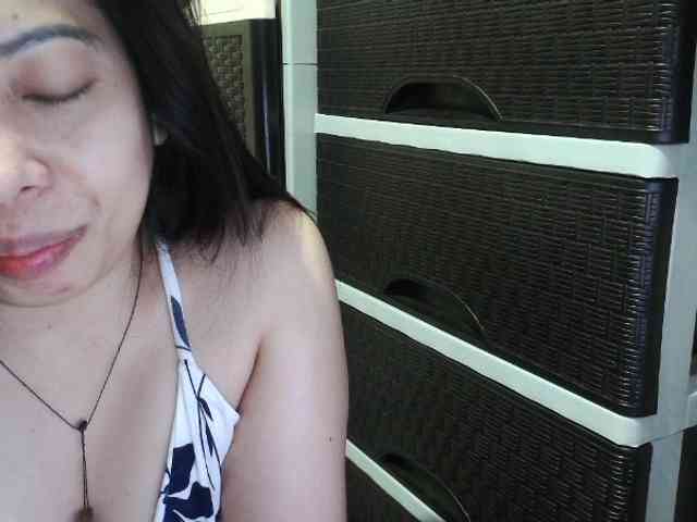 Cassiee webcam