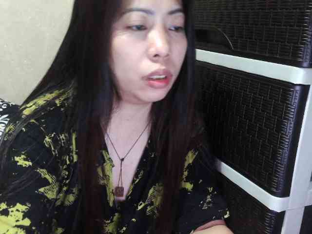 Cassiee webcam