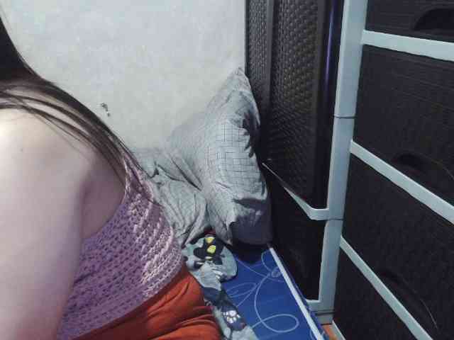 Cassiee webcam
