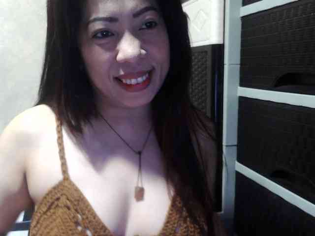 Cassiee webcam