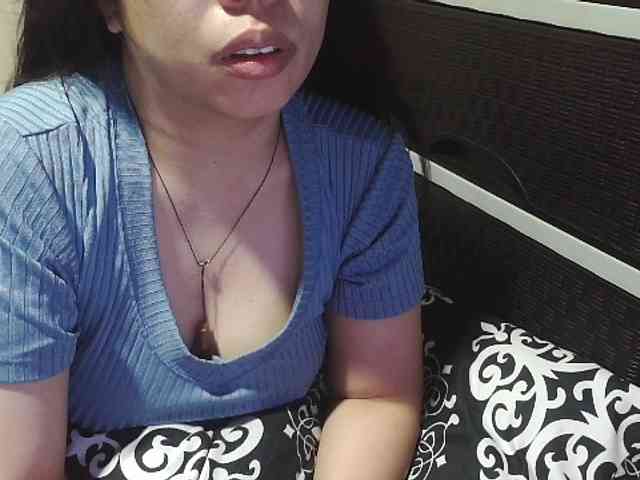 Kazzandra webcam