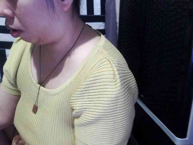 Cassiee webcam