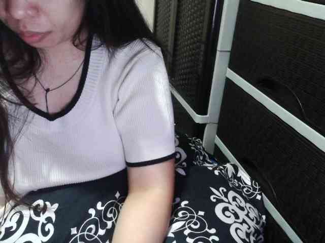 Cassiee webcam