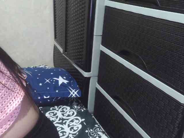Cassiee webcam