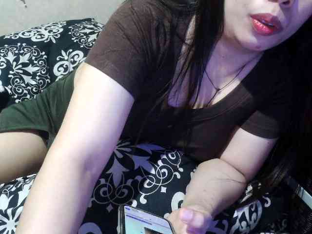 Cassiee webcam