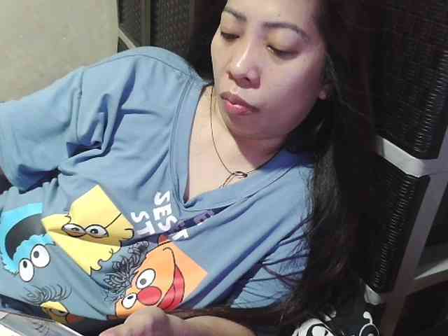 Cassiee webcam