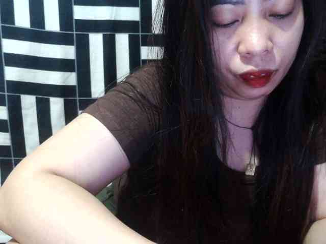 Cassiee webcam