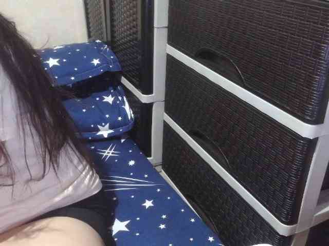 Cassiee webcam
