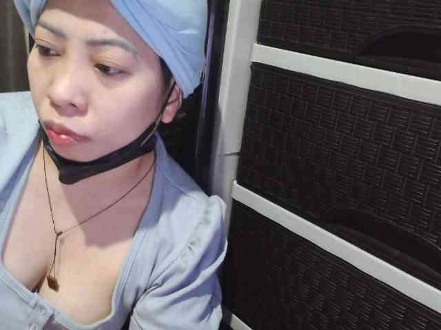 Cassiee webcam