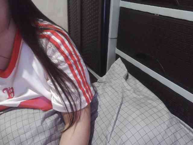 Cassiee webcam