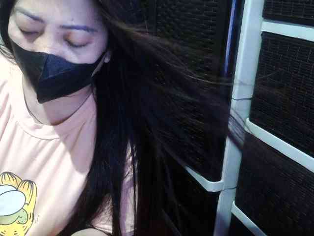 Cassiee webcam