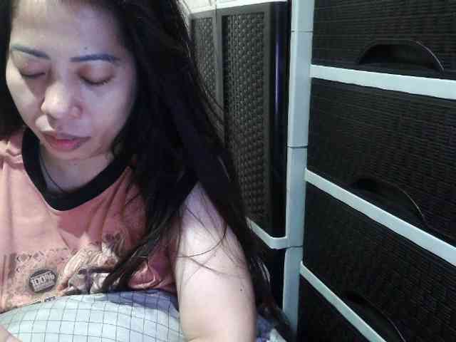Cassiee webcam