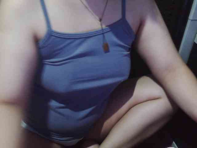 Cassiee webcam