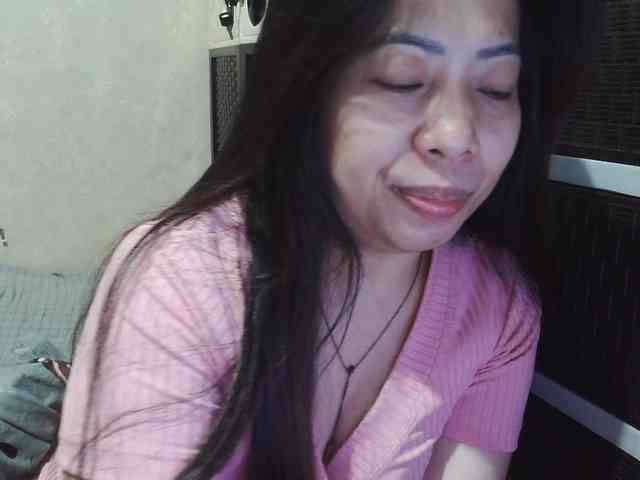 Cassiee webcam