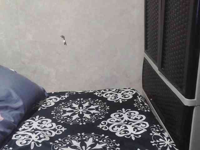 Kazzandra webcam