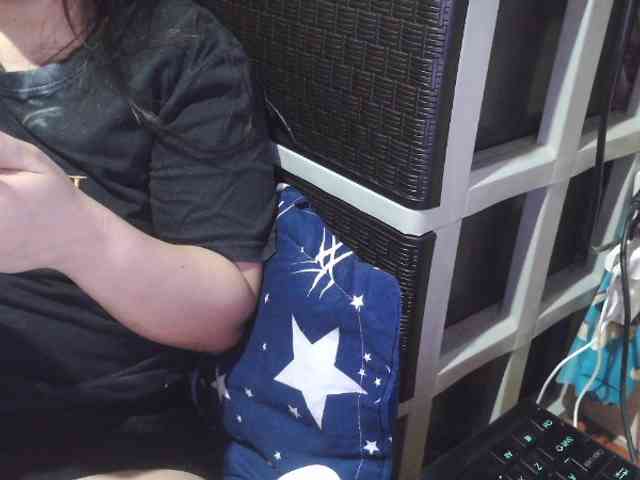 Cassiee webcam