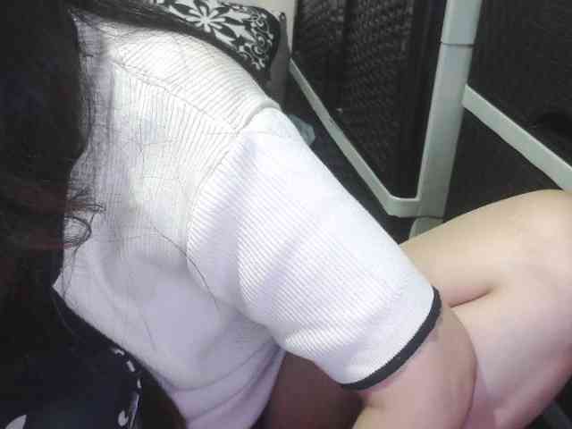 Cassiee webcam