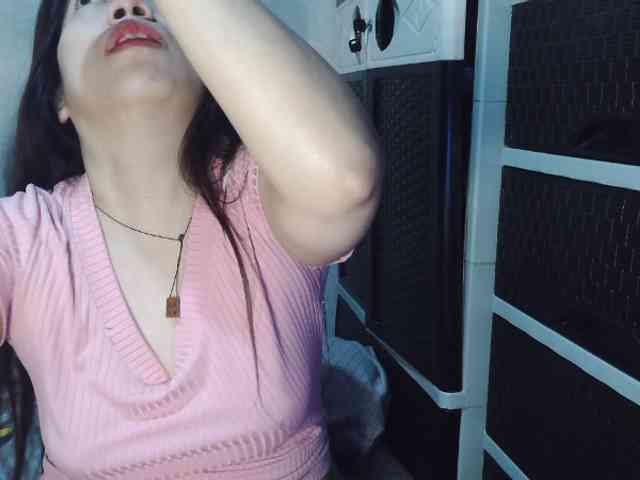 Cassiee webcam