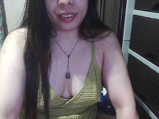 Cassiee webcam