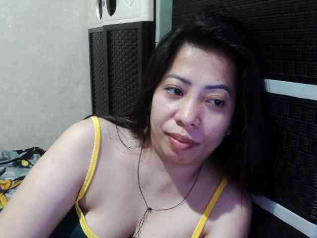 Cassiee webcam