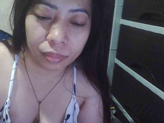 Cassiee webcam
