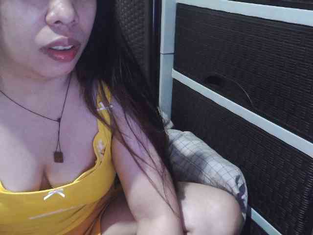 Cassiee webcam