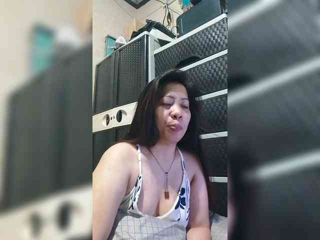 Cassiee webcam