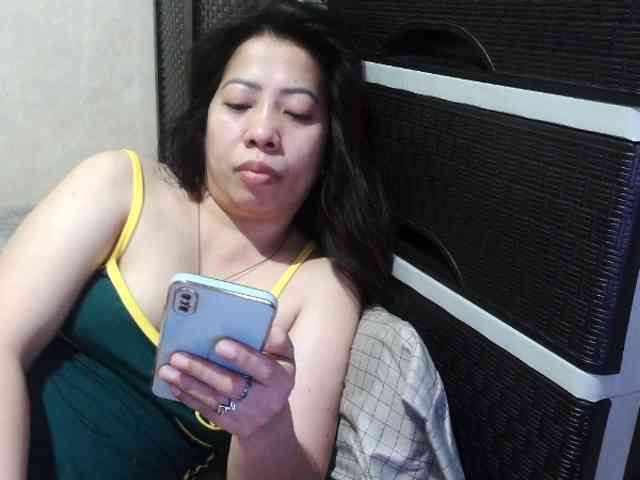 Cassiee webcam