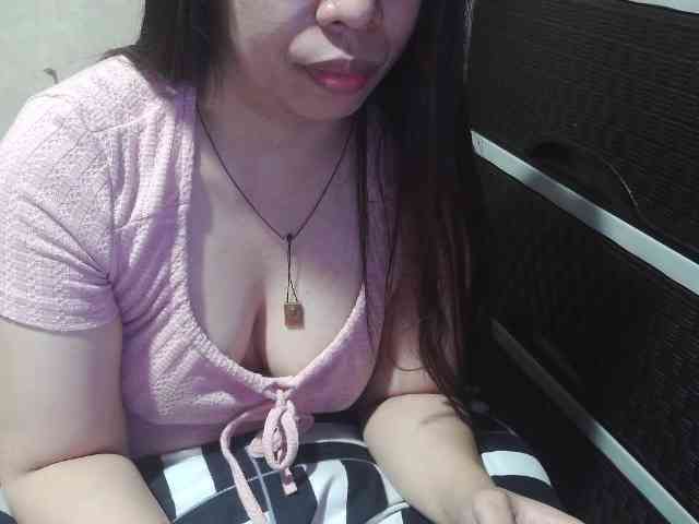 Cassiee webcam